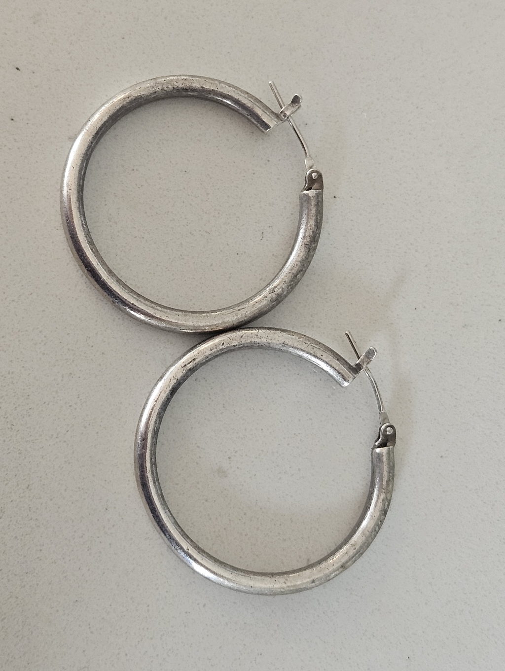 Vintage Italian Sterling Silver Classic Silver Hoop Earrings Polished Round